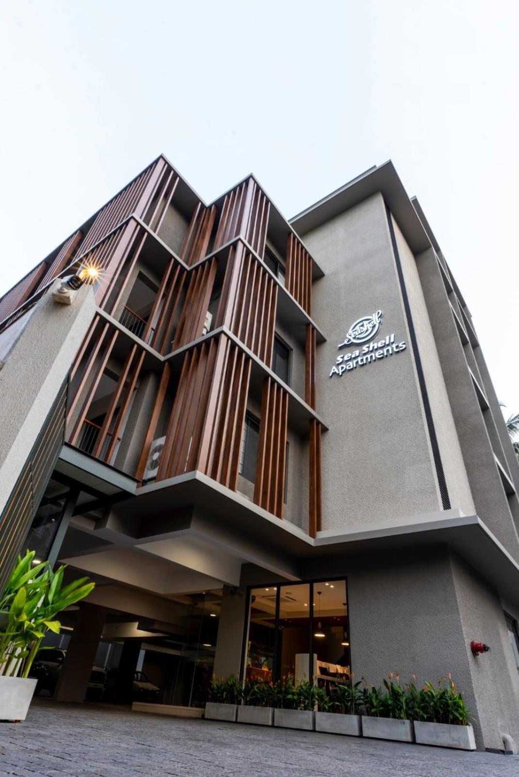Seashell Apartments Kozhikode Bagian luar foto